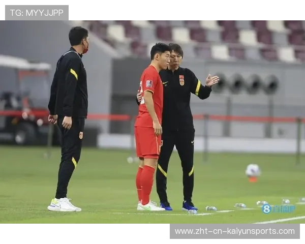 年轻教练战术创新引发媒体与球迷热议