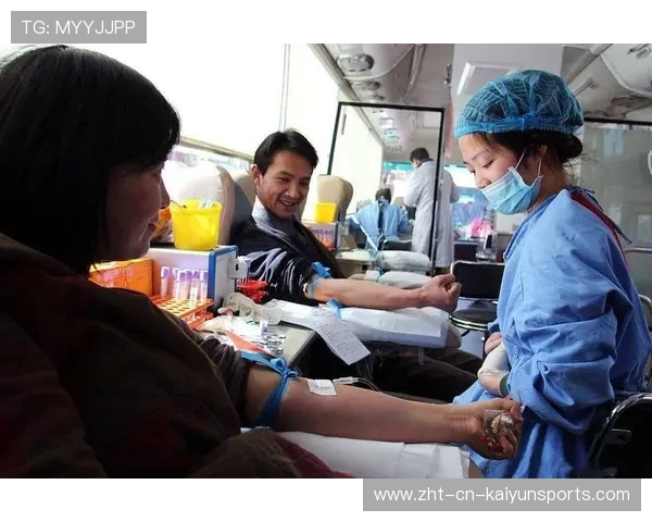 军训献血“福利假”质疑校方回应：全凭自愿参与